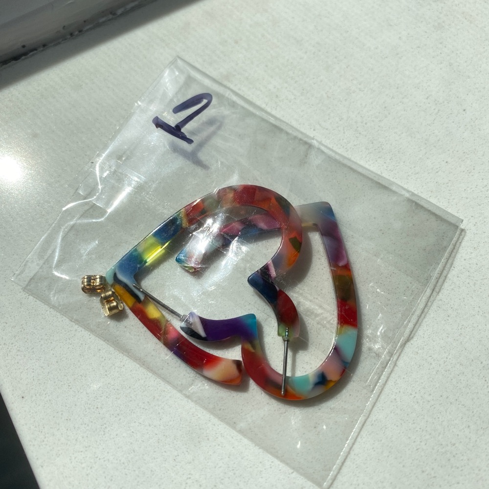 Heart Earrings - Picture 5 of 5